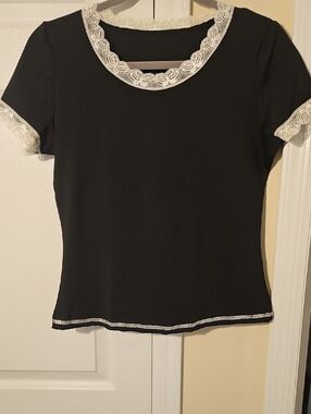 Classic Black Lace-Trim Short Sleeve Top NWOT